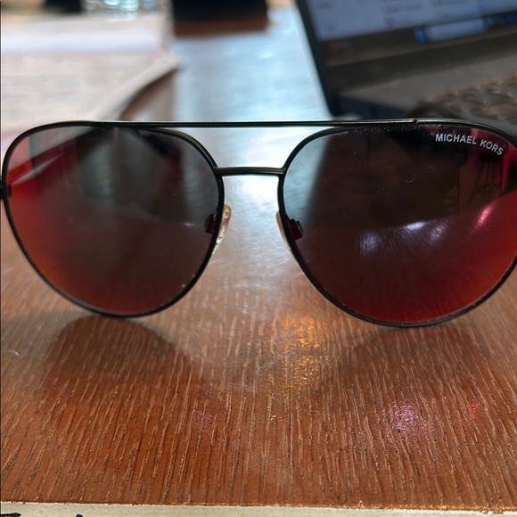 Michael Kors Red Sunglasses - Picture 1 of 2